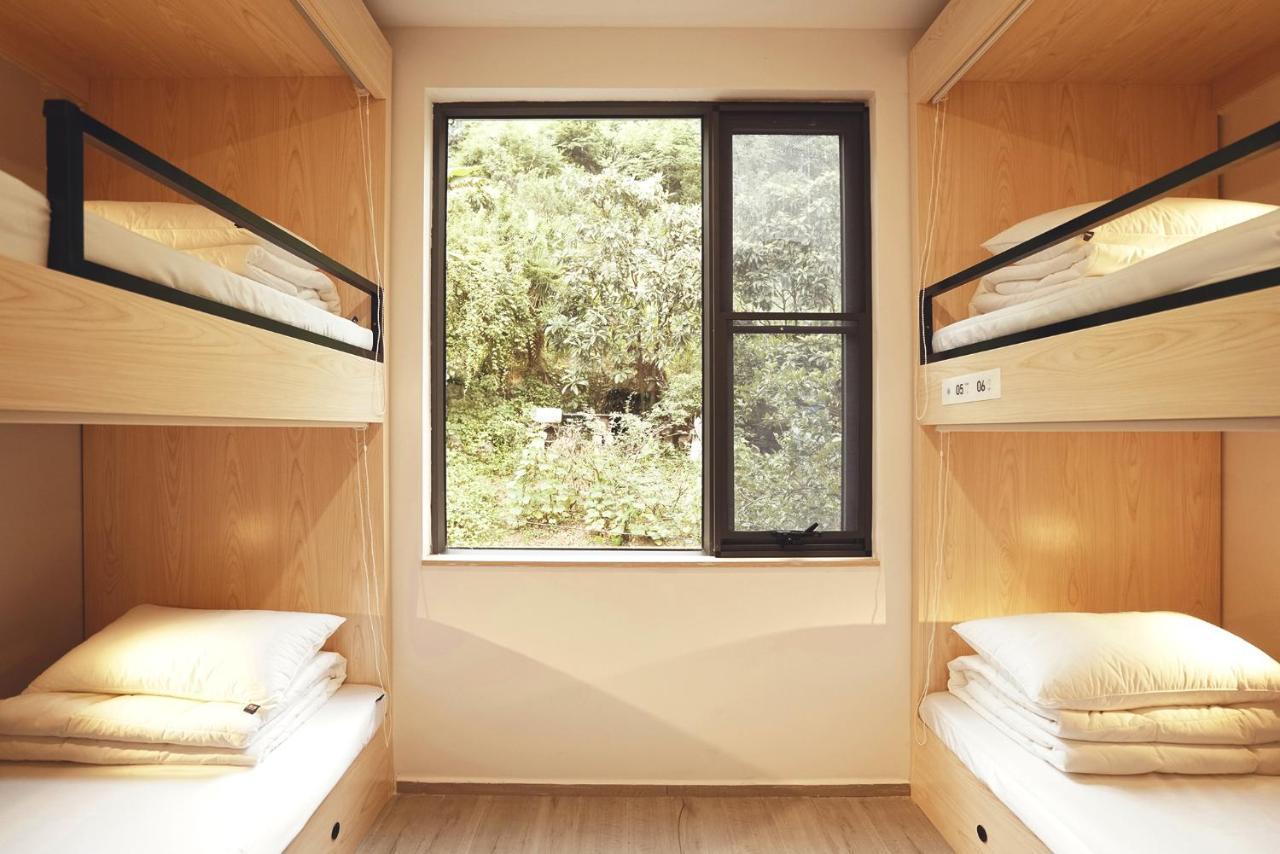 Travel Of Swan International Hostel Zhangjiajie Exterior photo